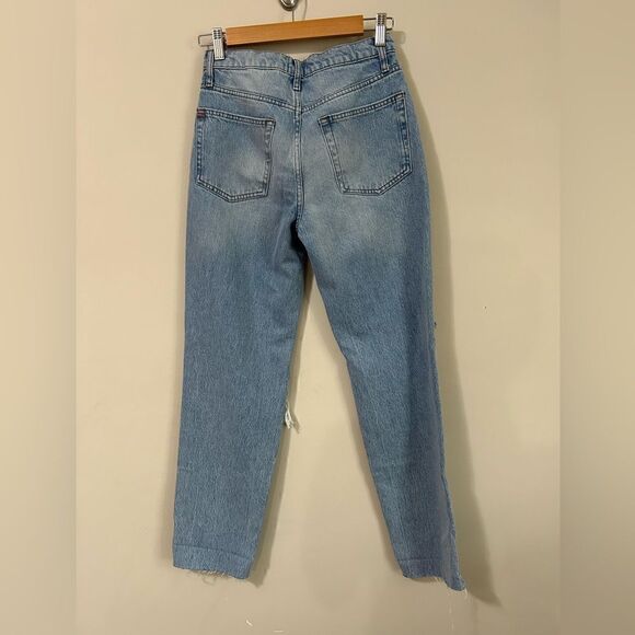 Urban Outfitters BDG Slim Straight Ripped Light Wash Jeans - Picture 10 of 15